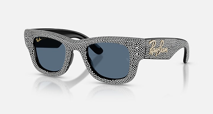 Ray-Ban WAYFARER PUFFER CRYSTAL PAVÈ EDITION Black with Dark Blue Solid Color lenses - Quarter