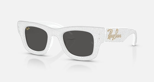 Ray-Ban WAYFARER PUFFER CRYSTAL PAVÈ EDITION White & Strass Pave with Ultra Black Solid Color lenses - Quarter