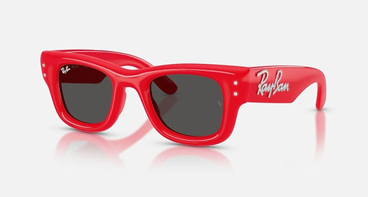 Ray-Ban WAYFARER PUFFER CRYSTAL EDITION Red & Strass with Ultra Black Solid Color lenses - Quarter