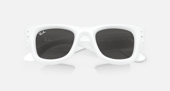 Ray-Ban WAYFARER PUFFER CRYSTAL EDITION White & Strass with Ultra Black Solid Color lenses - Closed Front