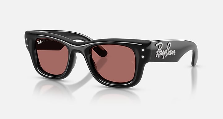 Ray-Ban WAYFARER PUFFER CRYSTAL EDITION Black with Dark Violet Solid Color lenses - Quarter