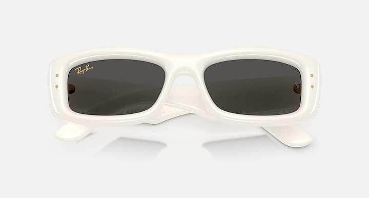 Ray-Ban KILIANE PUFFER Full Cream with Ultra Black Solid Color lenses - Closed Front