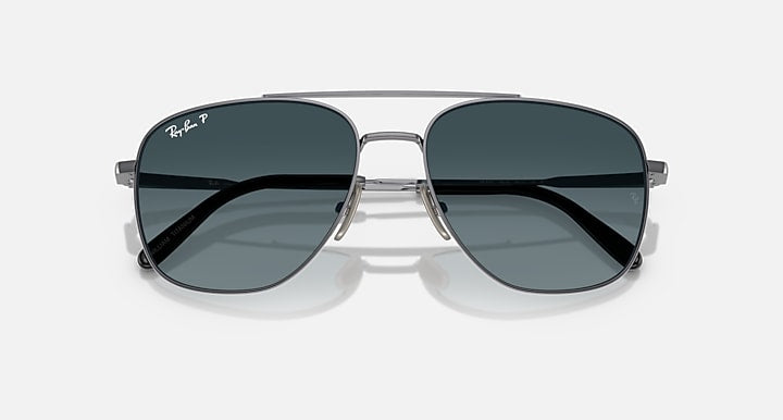 Ray-Ban WILLIAM TITANIUM Gunmetal with Blue Gradient Polarized Gradient lenses - Closed Front