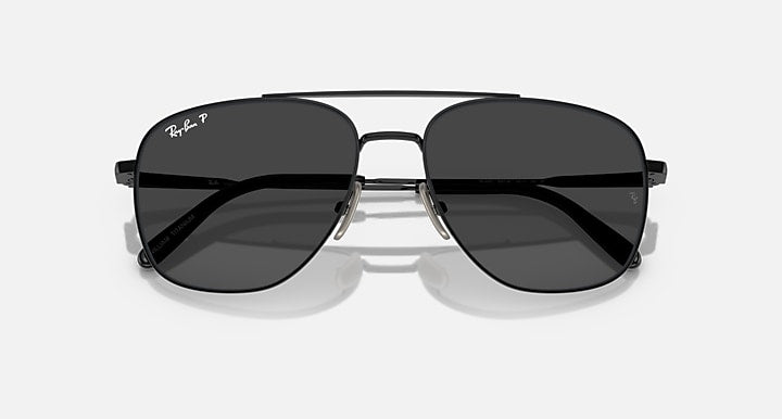 Ray-Ban WILLIAM TITANIUM Black with Polarized Black Solid Color lenses - Closed Front