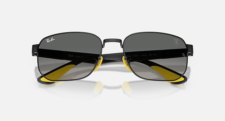 Ray-Ban RB8329M SCUDERIA FERARRI COLLECTION Black; Matte Black with Grey Gradient Gradient lenses - Closed Front