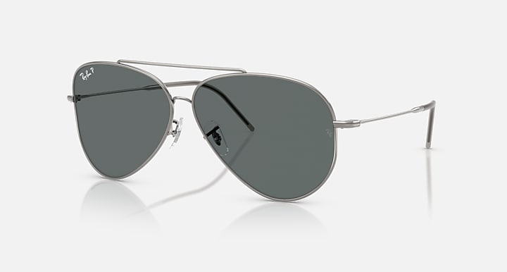 Ray-Ban AVIATOR REVERSE Gunmetal with Polarized Dark Grey Solid Color lenses - Quarter