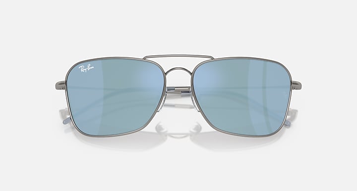 Ray-Ban CARAVAN REVERSE Gunmetal with Light Blue Solid Color - Mirror lenses - Closed Front