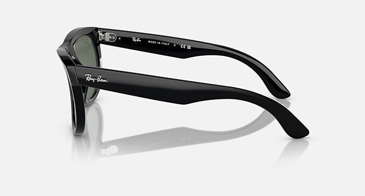 Ray-Ban WAYFARER REVERSE Black with Dark Green Solid Color lenses - Lateral