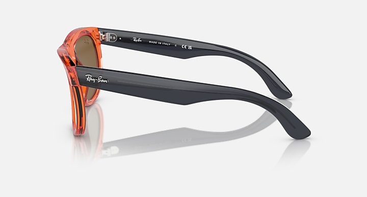 Ray-Ban WAYFARER REVERSE As shown with As shown lenses - Lateral