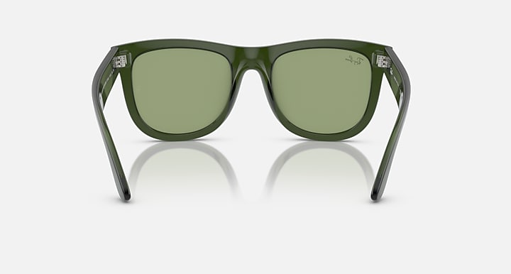 Ray-Ban WAYFARER REVERSE LIMITED Transparent Green with Green Solid Color lenses - Back