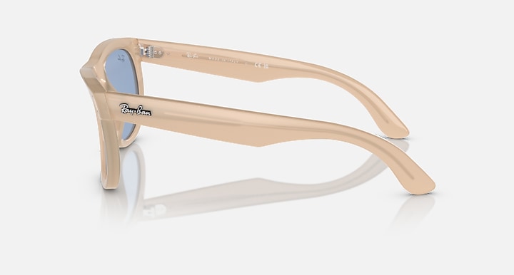 Ray-Ban WAYFARER REVERSE Opal Beige & Honey with Light Blue Solid Color lenses - Lateral