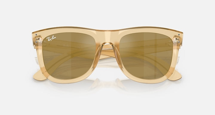 Ray-Ban WAYFARER REVERSE Opal Yellow with Brown Mirror Gold Solid Color - Mirror lenses - Closed Front