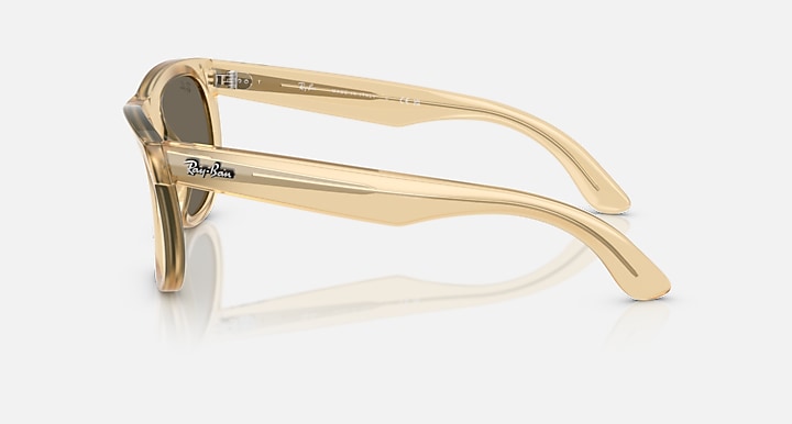 Ray-Ban WAYFARER REVERSE Opal Yellow with Brown Mirror Gold Solid Color - Mirror lenses - Lateral