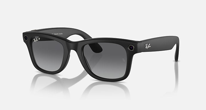 Ray-Ban RAY-BAN META WAYFARER - GEN 1 Black with Graphite Polarized Gradient lenses - Quarter