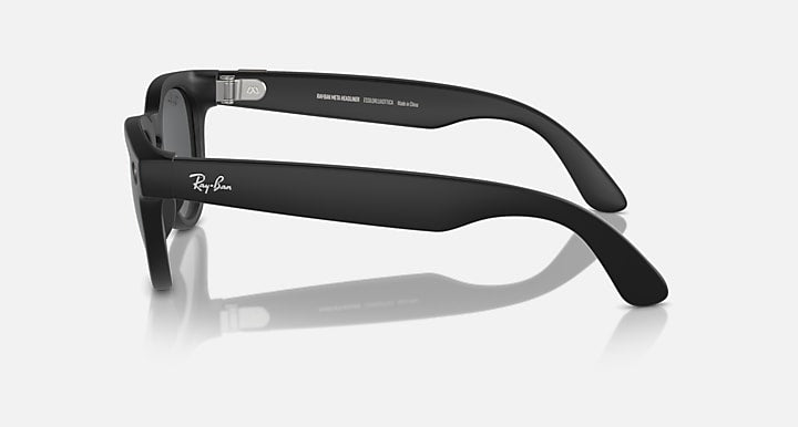 Ray-Ban RAY-BAN META HEADLINER - GEN 1 Black with Charcoal Black Solid Color lenses - Lateral