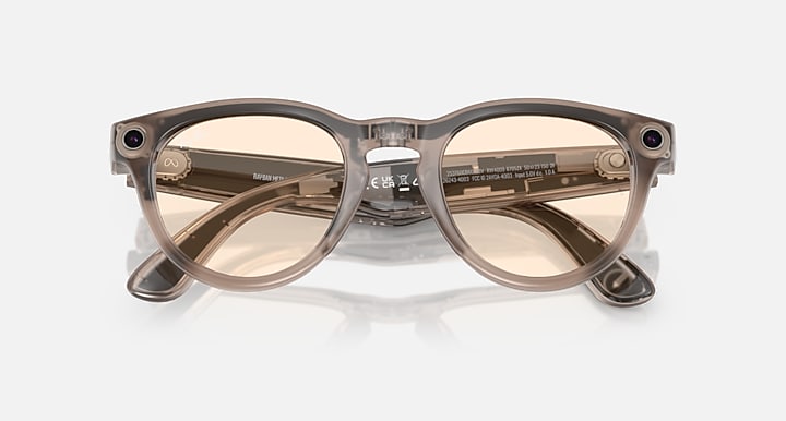 Ray-Ban RAY-BAN META HEADLINER - GEN 1 Warm Stone with Clear/Saffron Yellow Transitions® lenses - Closed Front