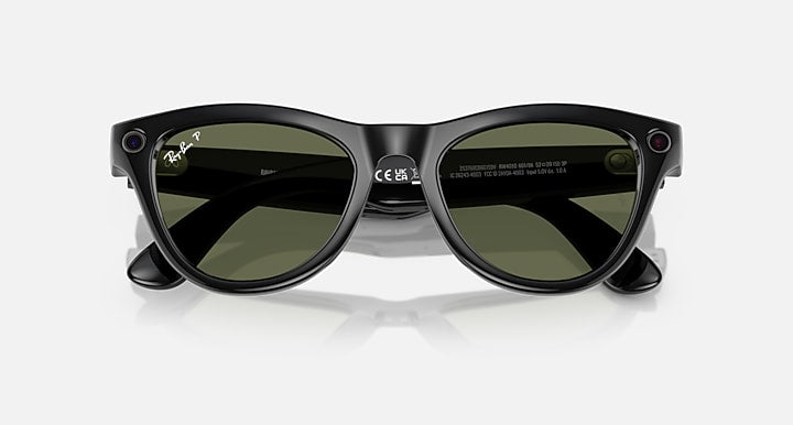 Ray-Ban RAY-BAN META SKYLER - GEN 1 Black with G-15 Green Polarized Solid Color lenses - Closed Front