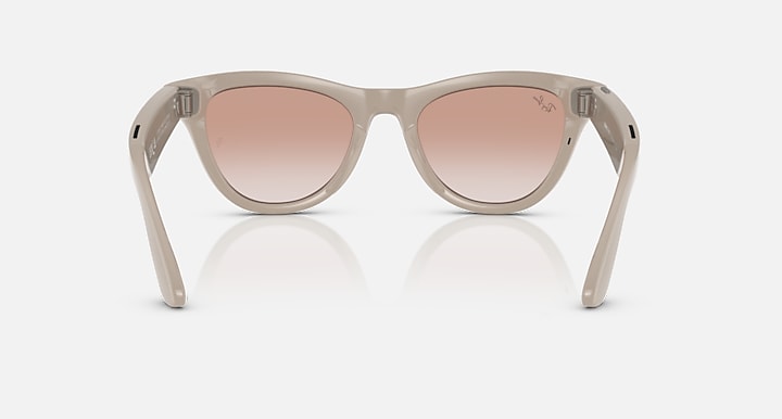 Ray-Ban RAY-BAN META SKYLER - GEN 1 Chalky Gray with Cinnamon Pink Gradient lenses - Back