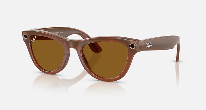 Ray-Ban RAY-BAN META SKYLER - GEN 1 Caramel with Brown Polarized Solid Color lenses - Quarter
