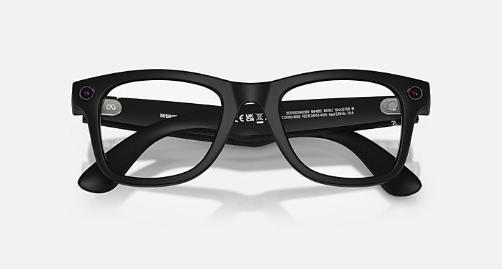Ray-Ban RAY-BAN META WAYFARER - GEN 2 Black with Clear/Grey Transitions® lenses - Closed Front