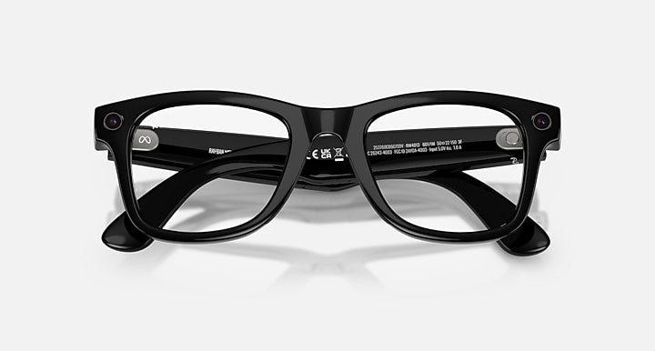 Ray-Ban RAY-BAN META WAYFARER - GEN 2 Black with Clear/Graphite Green Transitions® lenses - Closed Front