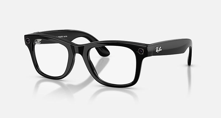 Ray-Ban RAY-BAN META WAYFARER - GEN 2 Black with Clear/Graphite Green Transitions® lenses - Quarter