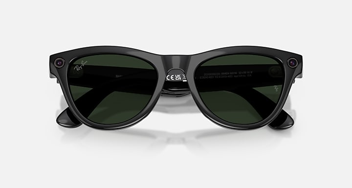 Ray-Ban RAY-BAN META SKYLER - GEN 2 Black with Graphite Green Transitions® lenses - Alternative