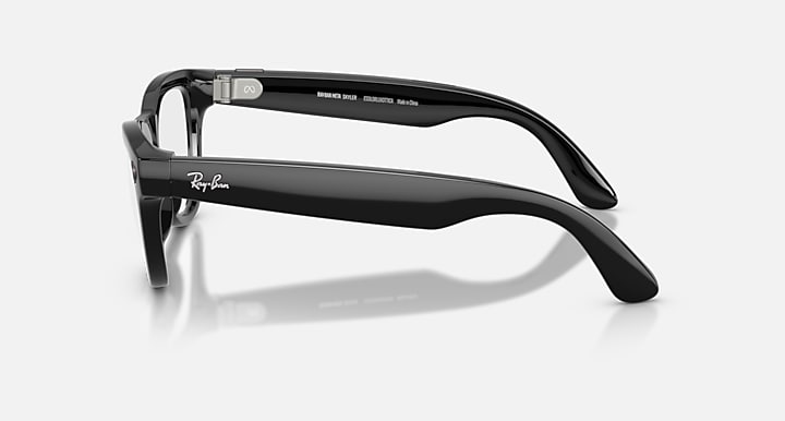 Ray-Ban RAY-BAN META SKYLER - GEN 2 Black with Graphite Green Transitions® lenses - Lateral